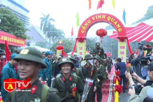 3.500 thanh niên Thủ đô lên đường nhập ngũ