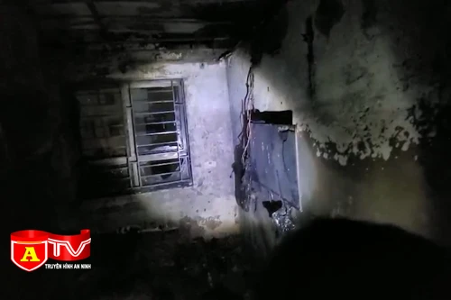 Cháy căn hộ chung cư trong đêm, 120 người thoát nạn