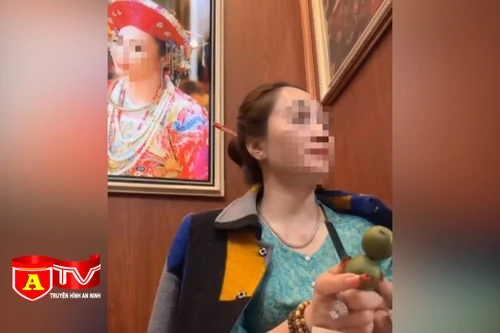 Xử phạt cô đồng xem bói online gây xôn xao dư luận 7,5 triệu đồng 