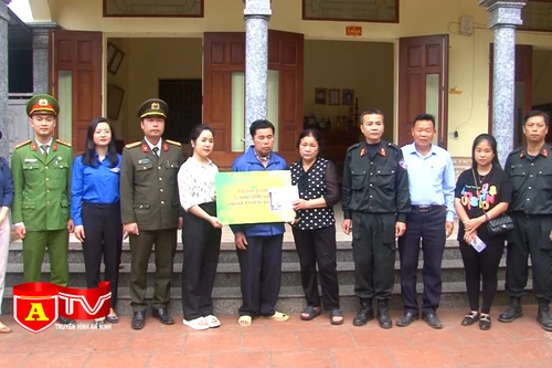 Hoạt động ý nghĩa của chiến sĩ cảnh sát cơ động, phòng cháy chữa cháy và người làm báo Công an Thủ đô