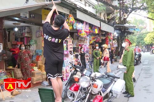 Tăng cường xử lý vi phạm trật tự đô thị tại khu vực phố cổ