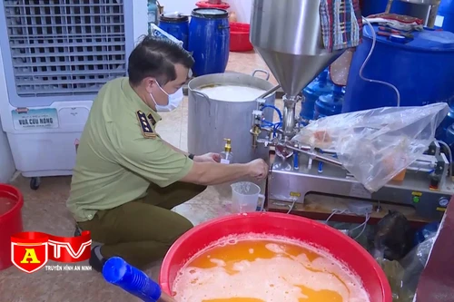 Khó kiểm soát mỹ phẩm, nước hoa giả nhãn hiệu trên thị trường điện tử