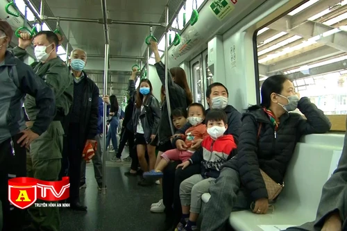 Đảm bảo an toàn cho trẻ nhỏ, người già đi tàu Cát Linh – Hà Đông