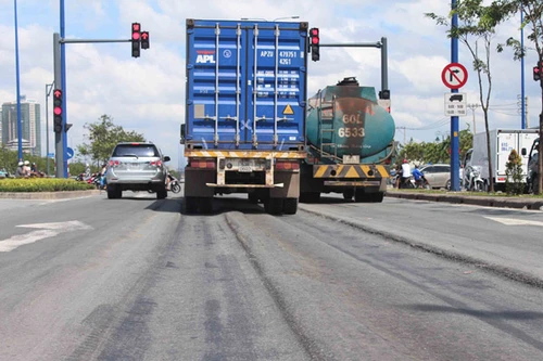 Đường vừa xong đã lún: Không thể đổ hết cho thời tiết