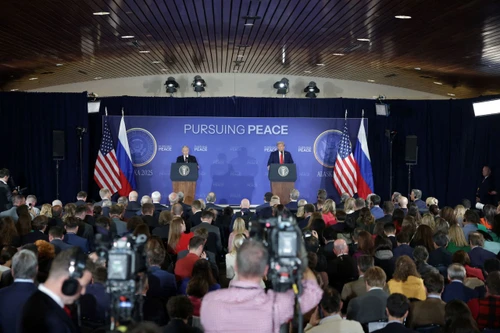 Diễn biến chính cuộc họp báo chung của hai nhà lãnh đạo Nga và Mỹ sau hội đàm ở Alaska