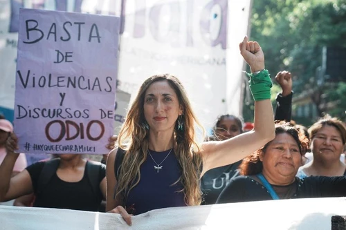 Tranh cãi quanh tội danh sát hại phụ nữ ở Argentina