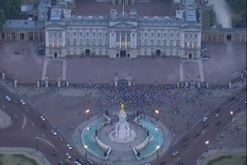 Tân hoàng tử nước Anh chào đời