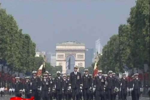 Đoàn binh sĩ Mali dẫn đầu đoàn diễu hành nhân ngày lễ quốc khánh Pháp