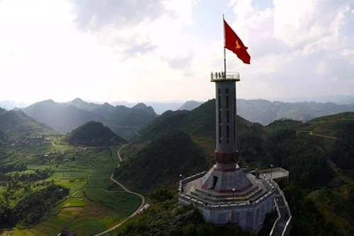 Những danh thắng tuyệt đẹp của Việt Nam được quảng bá bằng 9 ngôn ngữ