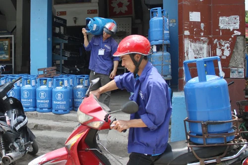 Gas tiếp tục giảm 12.000 đồng/bình