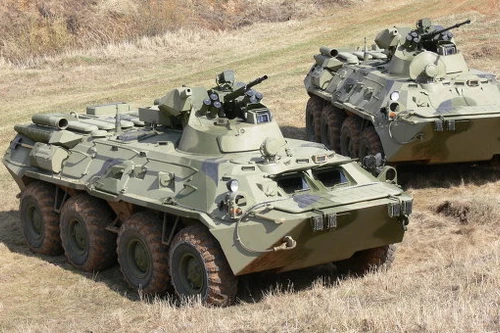 Nga thử nghiệm xe thiết giáp lội nước BTR-82AM 