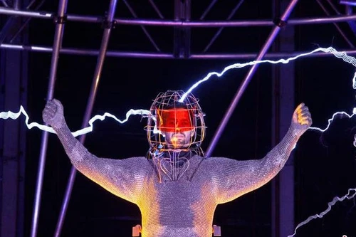 10 kỷ lục và sự kiện độc đáo nhất thế giới năm 2012