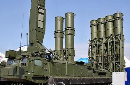 Venezuela công bố kế hoạch mua vũ khí mới của cả Nga và Trung Quốc 