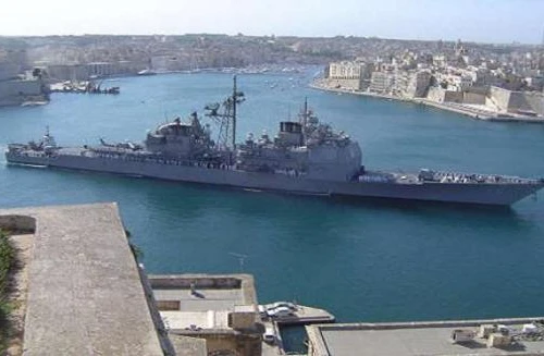 Mỹ đưa tàu tuần dương tên lửa USS Vella Gulf trở lại biển Đen