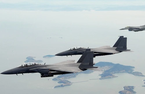 Hàn Quốc sắm bom điều khiển chính xác GPS của Mỹ 