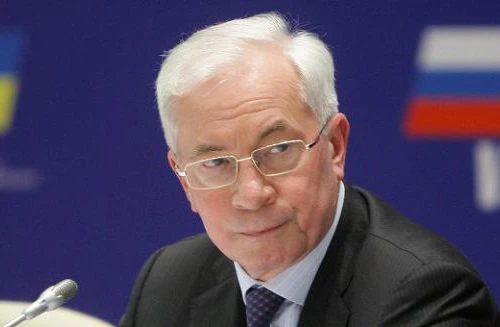 Thủ tướng Ukraine chấp nhận từ chức nhằm xoa dịu tình hình