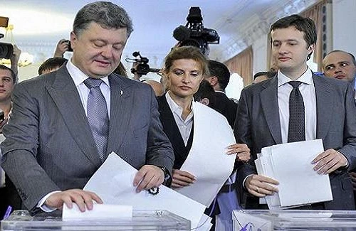 Nhà tài phiệt thân phương Tây tuyên bố thắng cử tổng thống Ukraine