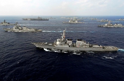 NATO tăng cường hiện diện ở Đông Âu, xiết chặt vòng vây quanh Nga