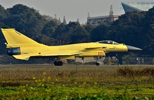 J-10B dùng AL-31F: Sự hổ thẹn của nền công nghiệp hàng không Trung Quốc