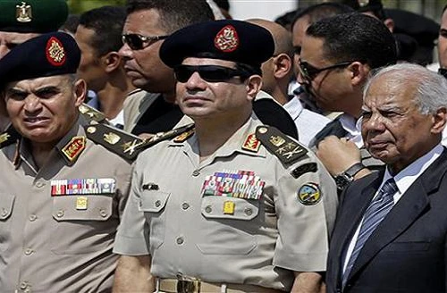 Chính phủ Ai Cập từ chức, mở đường cho giới quân sự lên nắm quyền?