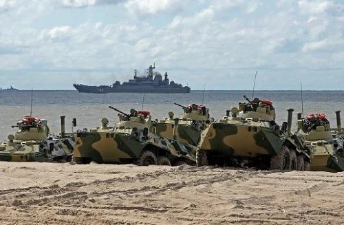 Cả nghìn xe tăng, hơn trăm máy bay của Nga diễn tập quy mô lớn