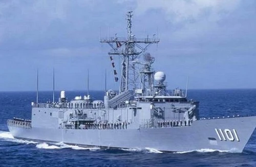 Đài Loan đóng mới 4 siêu khu trục hạm Aegis đối phó Trung Quốc