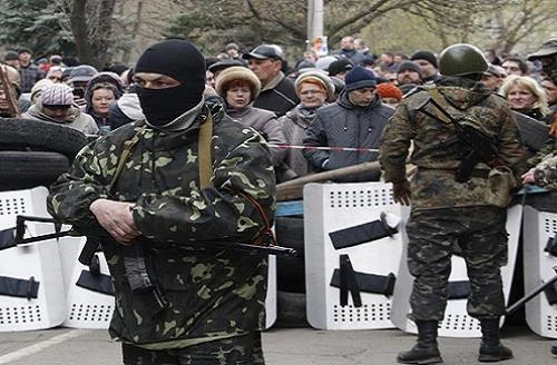 Kiev choáng váng khi kịch bản Crimea lặp lại ở đông Ukraine