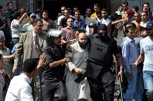 Ai Cập tính giải tán tổ chức Anh em Hồi giáo