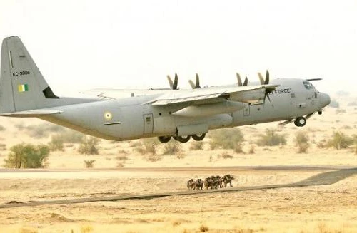 Brunei dự tính mua máy bay vận tải quân sự C-130J của Mỹ