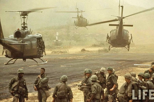 Biệt kích Mỹ huấn luyện quân nổi dậy đánh tạt sườn Syria