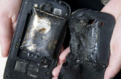 iPhone 5S cháy trong túi quần, nữ sinh bỏng nặng