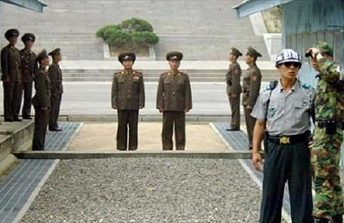 Triều Tiên báo động quân đội, yêu cầu Mỹ chấm dứt hành động thù địch