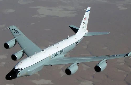 Máy bay trinh sát Mỹ lao vào không phận Thụy Điển trốn tiêm kích Nga