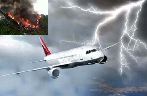 Sét đánh tan máy bay làm 4 người thiệt mạng