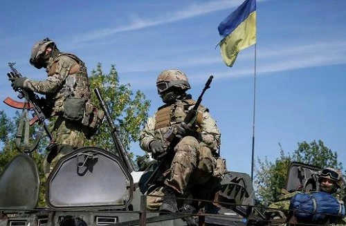 Quân đội Ukraine rút khỏi Zhdanivka để tránh bị bao vây