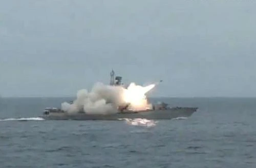 Sắp thử nghiệm hỏa lực cho 2 tàu tên lửa “Tia chớp” Molniya