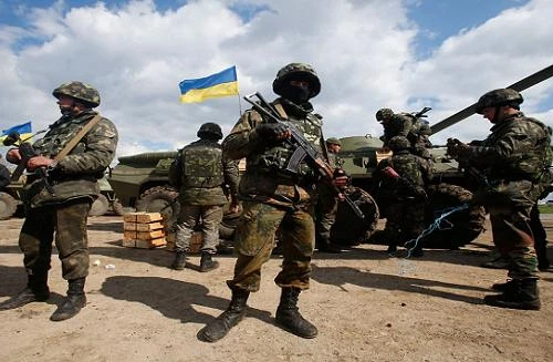 Nhiều binh lính Ukraine chạy sang phía Donetsk và Nga vì thiếu lý tưởng