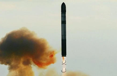 Viễn cảnh kinh hoàng vì Ukraine bán tháo công nghệ ICBM