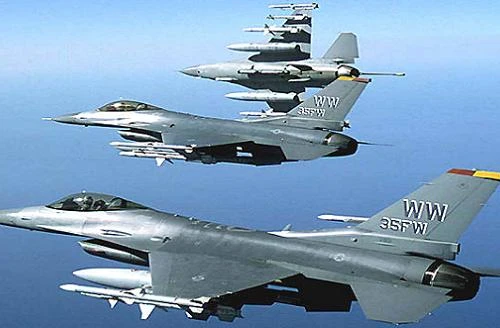 Pakistan mua 13 máy bay chiến đấu F-16 cũ của Jordan
