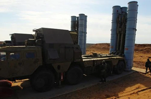 Nga triển khai S-300 và S-400 tới thao trường Ashuluk, gần biên giới Ukraine 