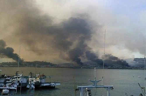 Hàn Quốc bắn cảnh báo 3 tàu quân sự Triều Tiên xâm phạm