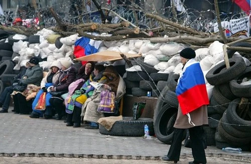 Kiev quyết dùng vũ lực đàn áp biểu tình ở phía đông Ukraine