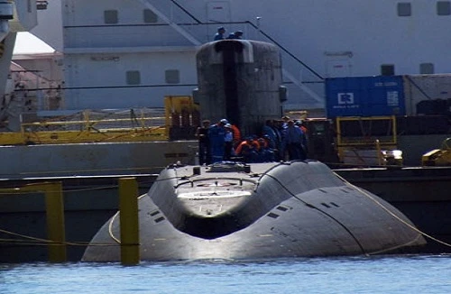 Algeria mua 2 tàu ngầm Kilo 636 mạnh nhất thế giới