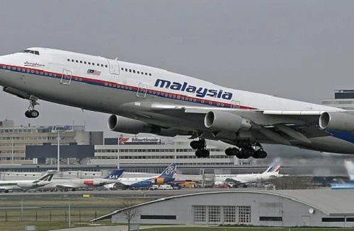 Chuyến bay MH370 mang theo đại gia đình cháu bé 1 tuổi