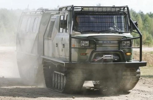 Quân đội Nga mua số lượng lớn xe địa hình bánh xích mới