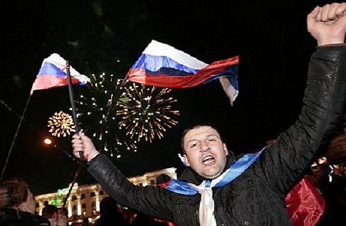 Nước Nga chào đón Crimea trở về