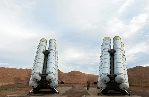 Nga cấp 10 hệ thống S-300 bảo vệ Kazakhstan
