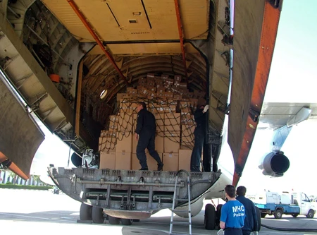 LHQ lập cầu viện trợ hàng không từ Iraq tới Syria