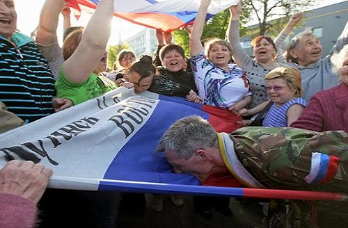 Thêm một tỉnh miền Đông Ukraine tuyên bố lập "nước cộng hòa nhân dân"