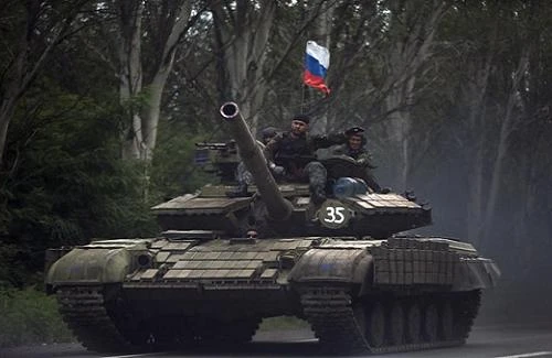 Ukraine thúc phương Tây phong tỏa tài sản, cấm xuất khẩu quân sự sang Nga 